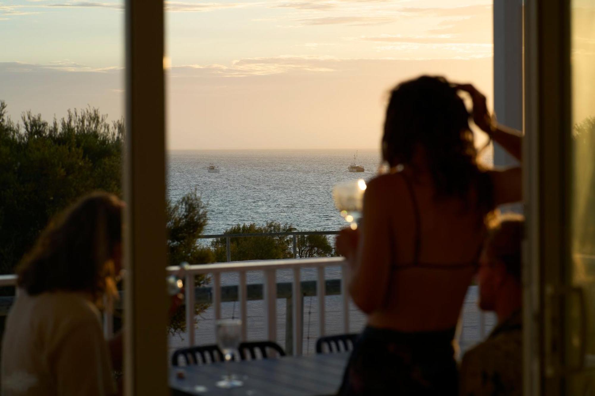 Tasman Holiday Parks - Denham Seaside Exterior foto